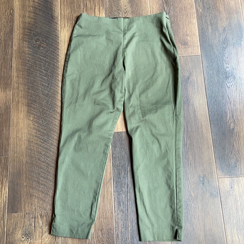 Old Navy Cropped Dress Pants